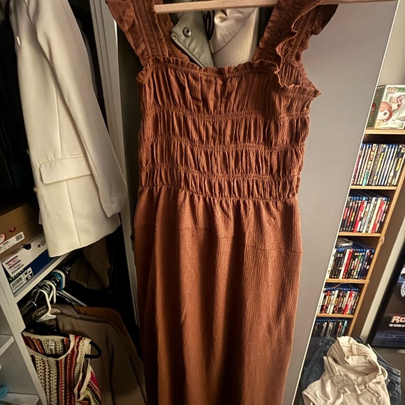 Old Navy Pink Ruched Sleeveless Sundress - Picture 3 of 5
